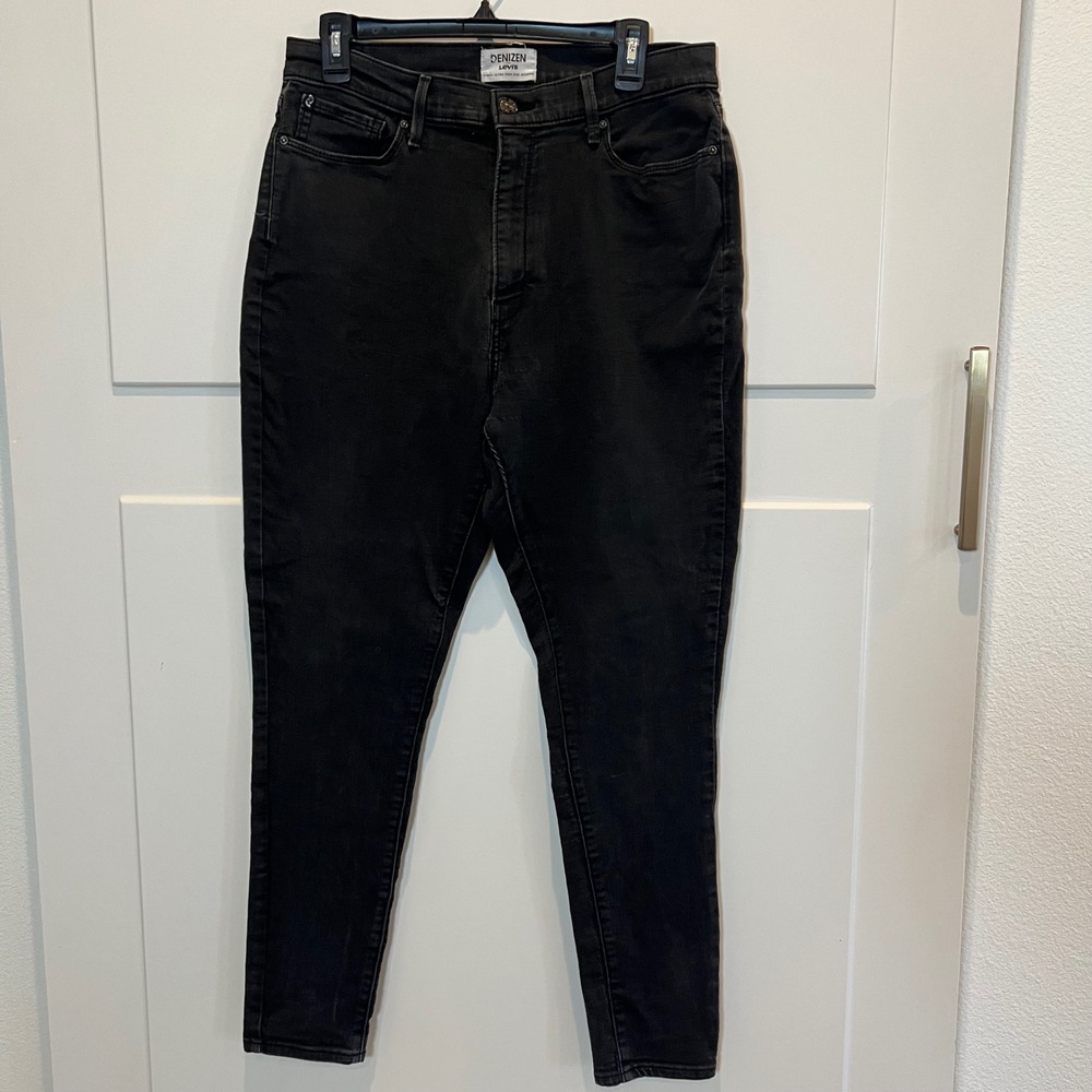 Denizen Levi's Curvy Ultra High Rise Jeggings Black Wash Women's Size‎ 17 W33